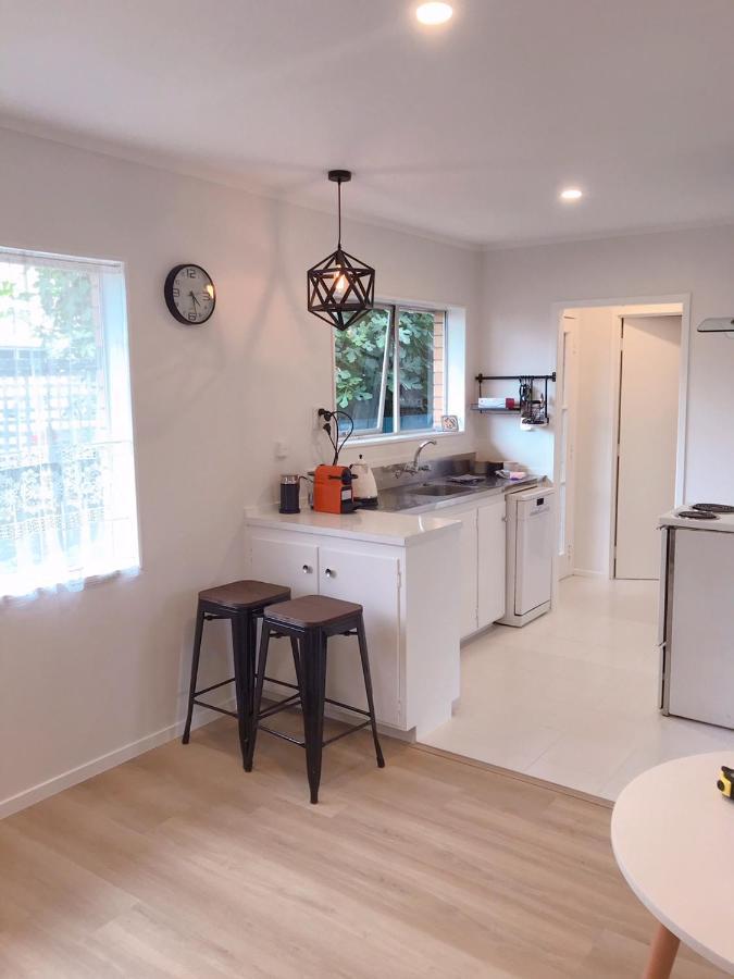 Bright Eden Park Two Bed Townhouse Private Parking Apartment โอ๊คแลนด์ ภายนอก รูปภาพ